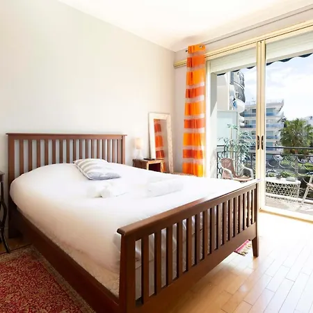 Croisette Sea View Holiday home *